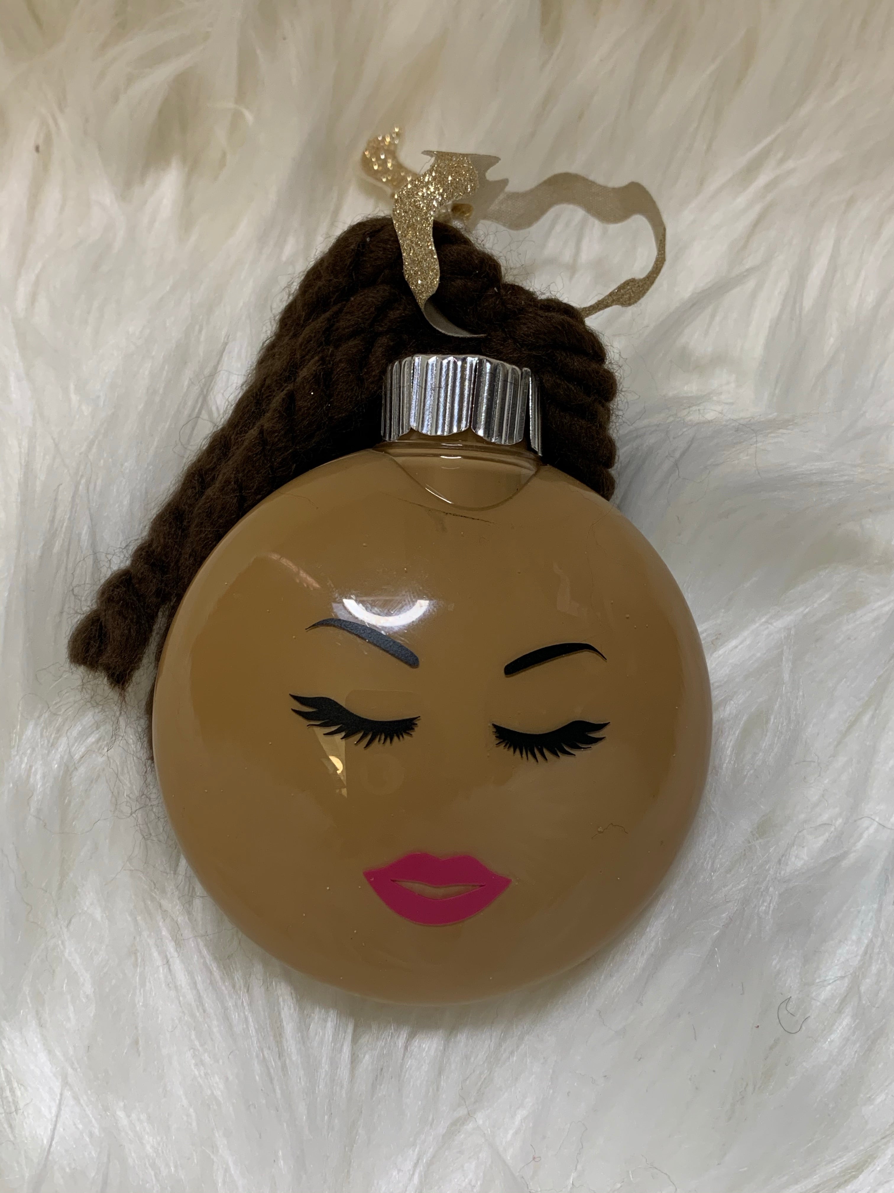 Diva Ornaments