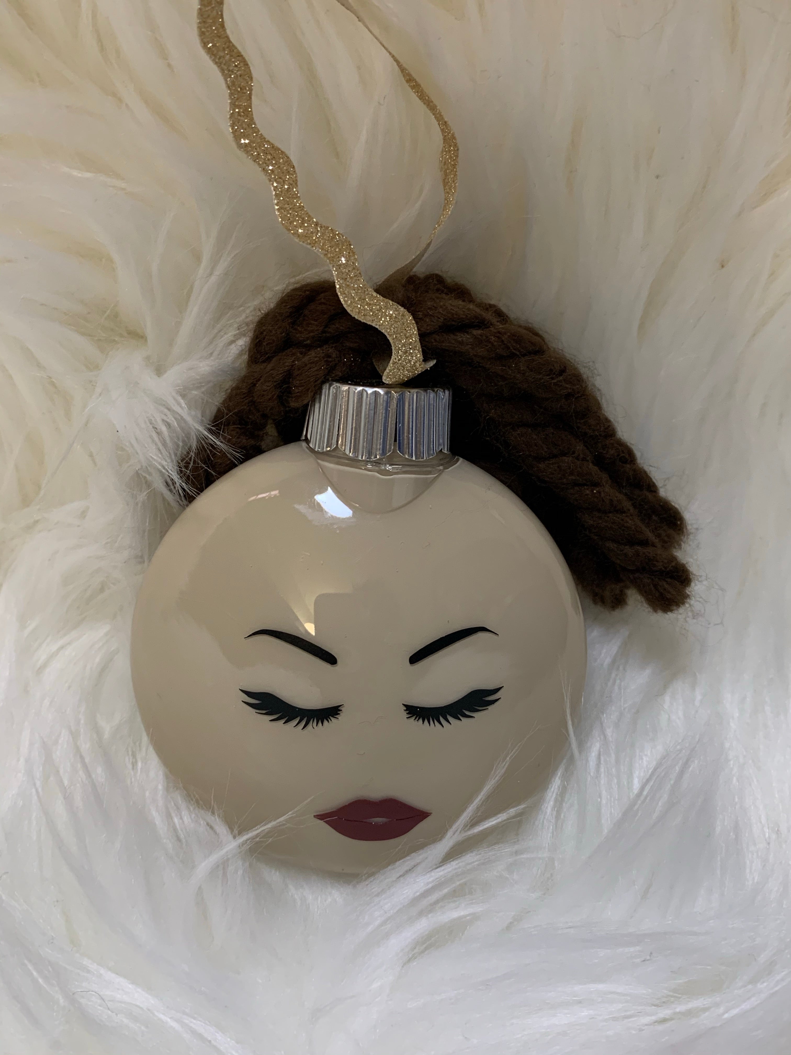 Diva Ornaments